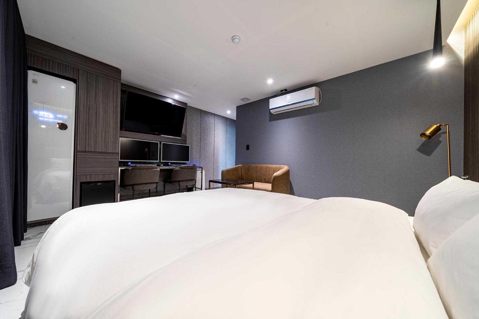 Urban Brown Hotel Chungju City Hall Kültér fotó