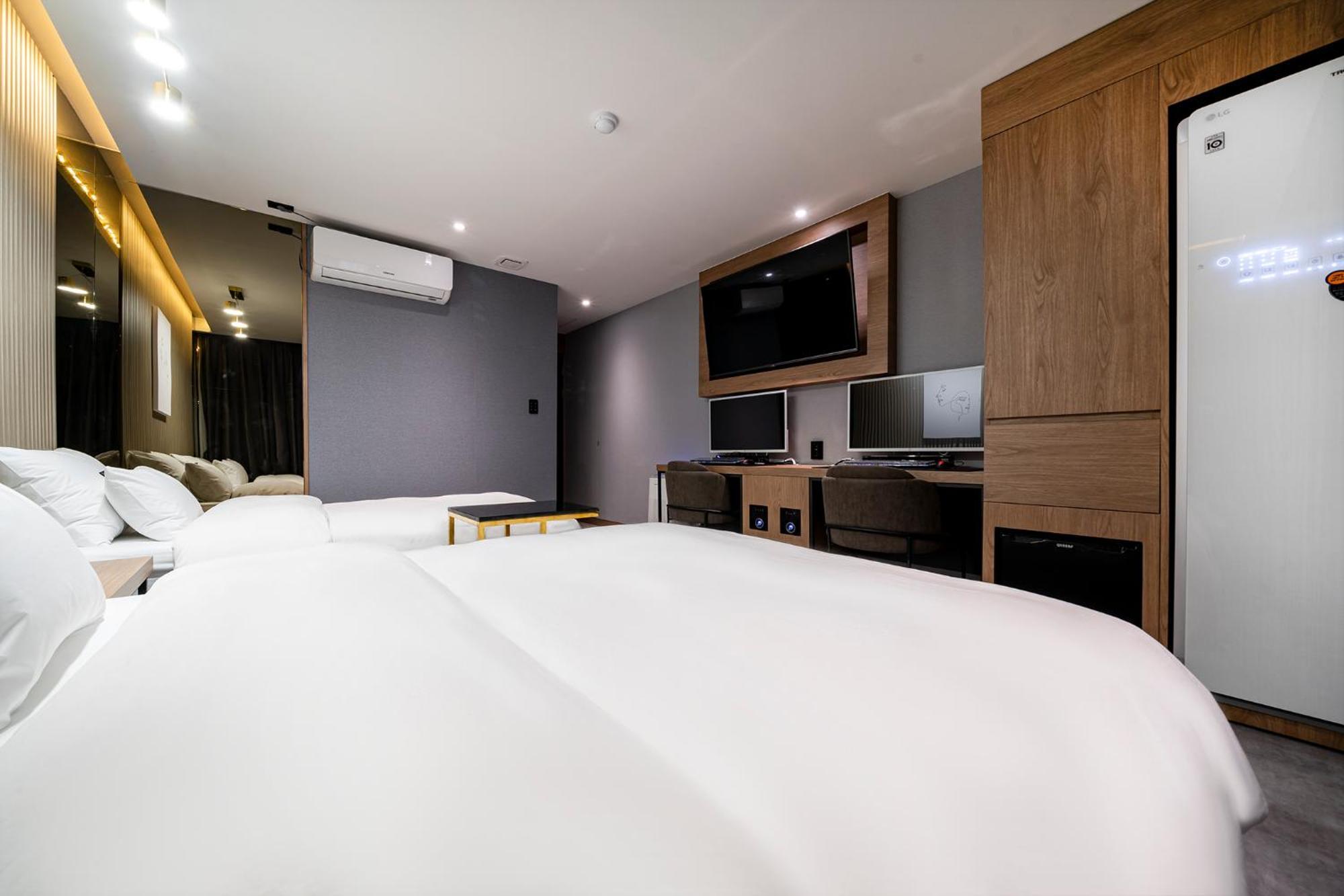 Urban Brown Hotel Chungju City Hall Kültér fotó