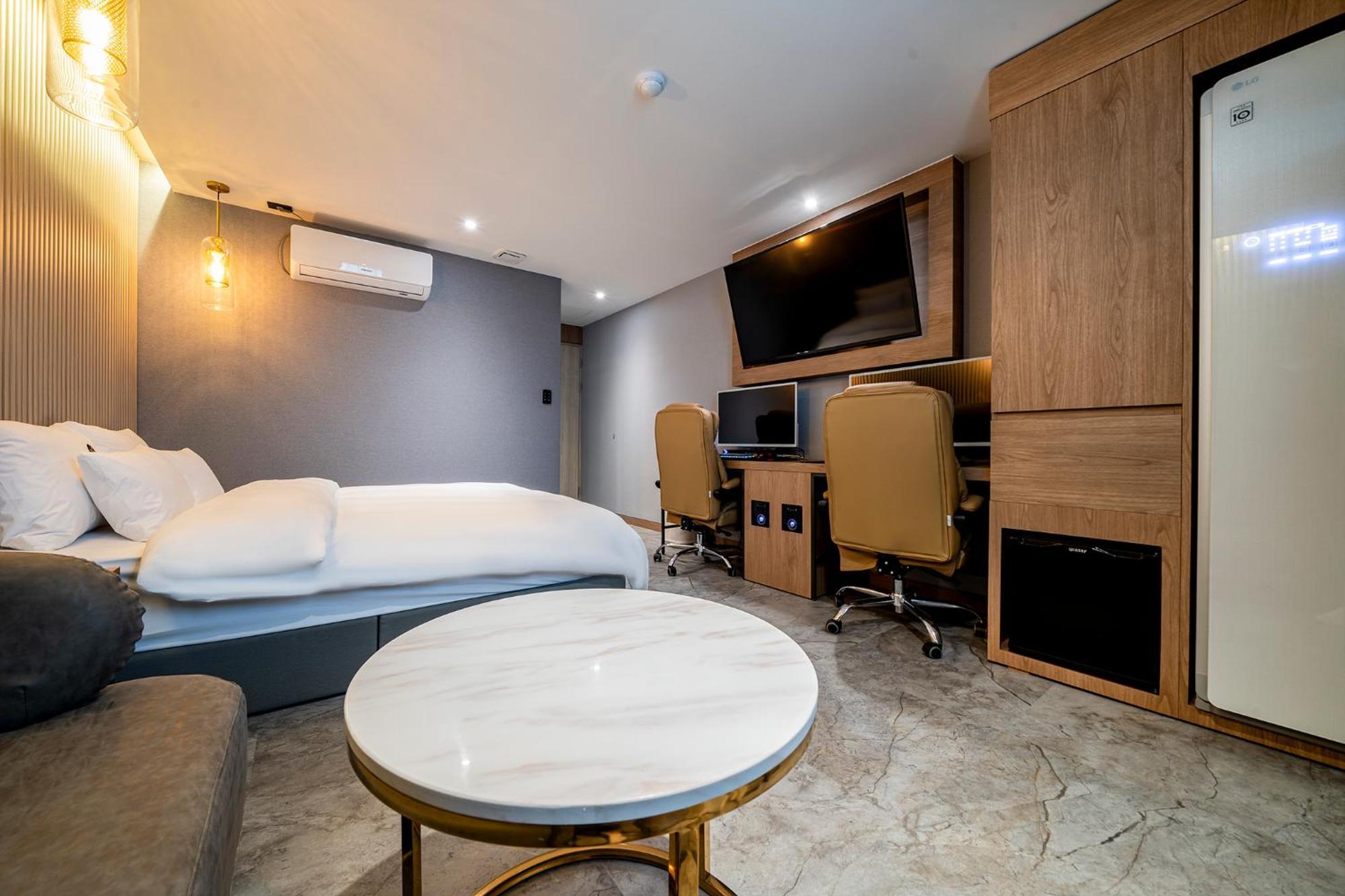 Urban Brown Hotel Chungju City Hall Kültér fotó